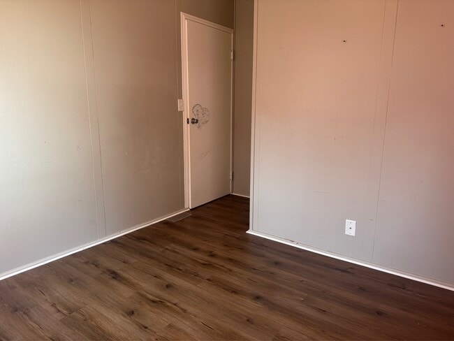 Building Photo - 2312 Ridge Ave