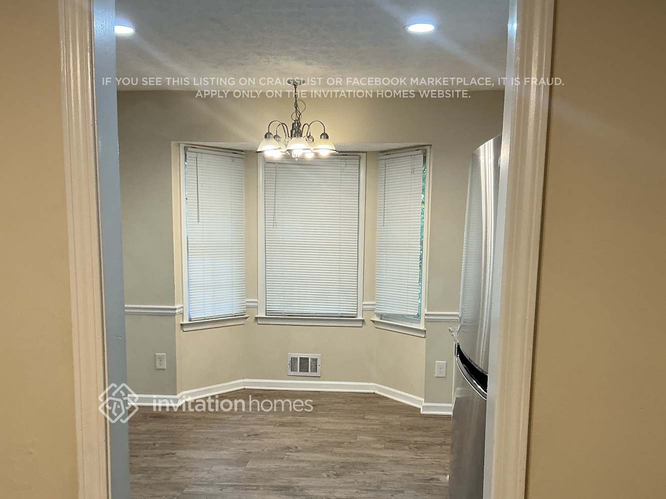 Building Photo - 4258 Castlegate Dr