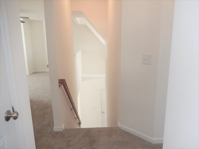 Building Photo - 1421 Springshire Ct