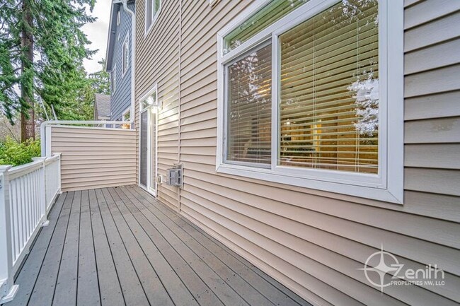 Building Photo - 8108 NE 35th Ave