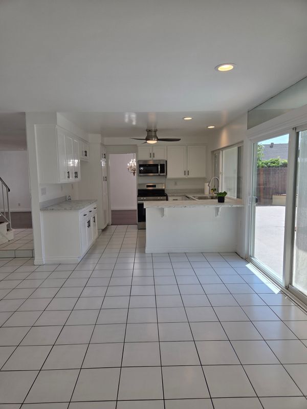 Building Photo - 14671 Kimberly Cir