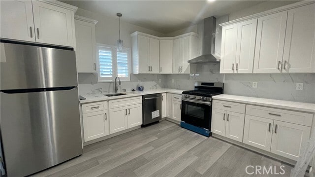 Building Photo - 3662 Vineland Ave