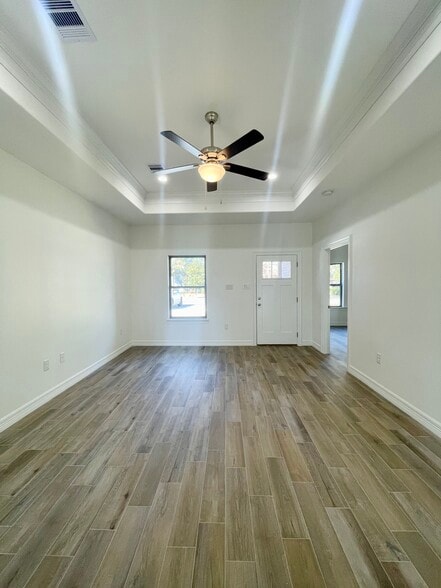 Family Room - 2507 Ave G