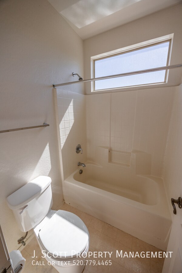 Building Photo - 3886 S Dew Drop Ln