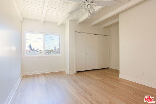 Building Photo - 2320 Clark Ln
