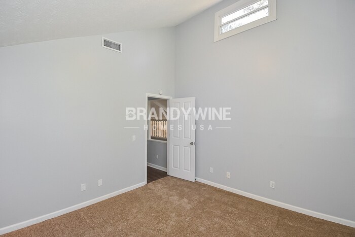 Building Photo - 7407 Golfers Point