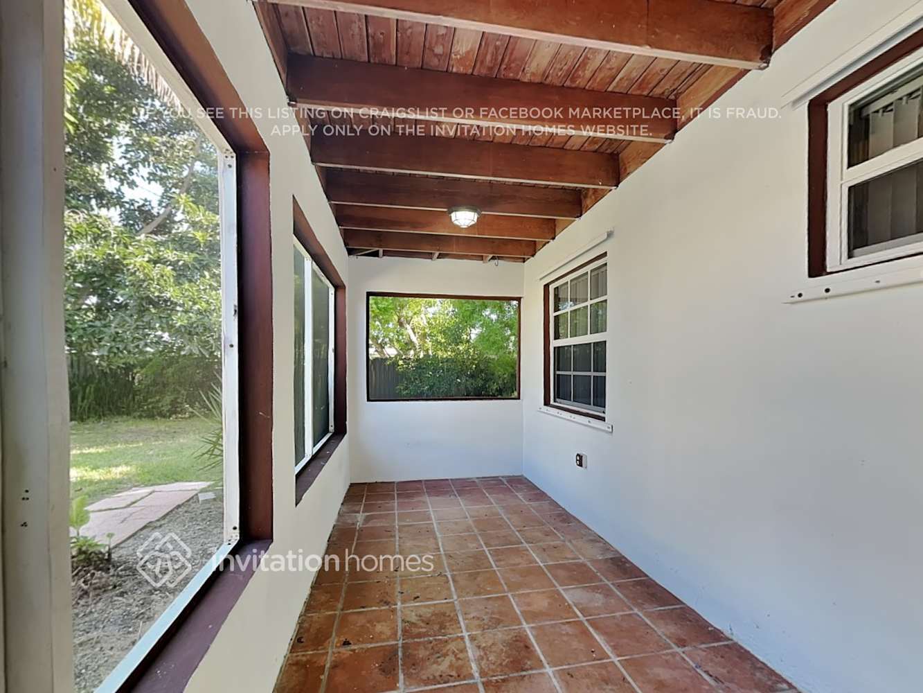 Building Photo - 9620 Thanksgiving Dr