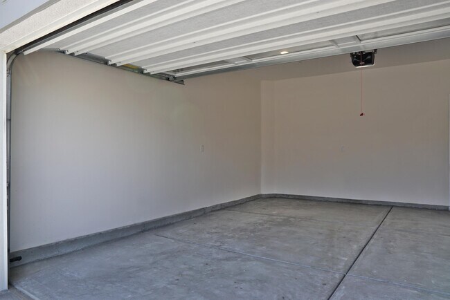 Building Photo - 84201 Novello Dr