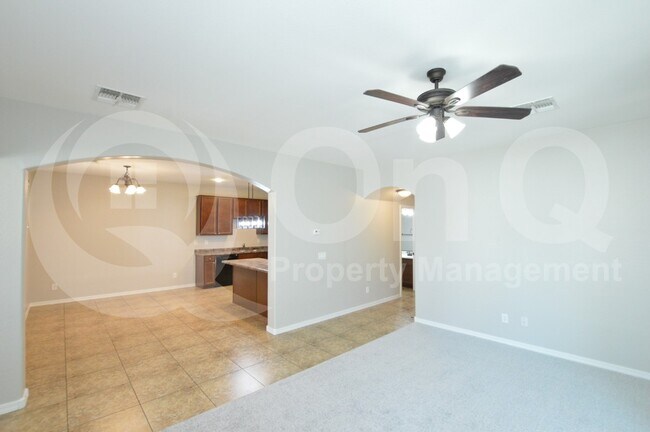 Building Photo - 971 S Brewer Dr