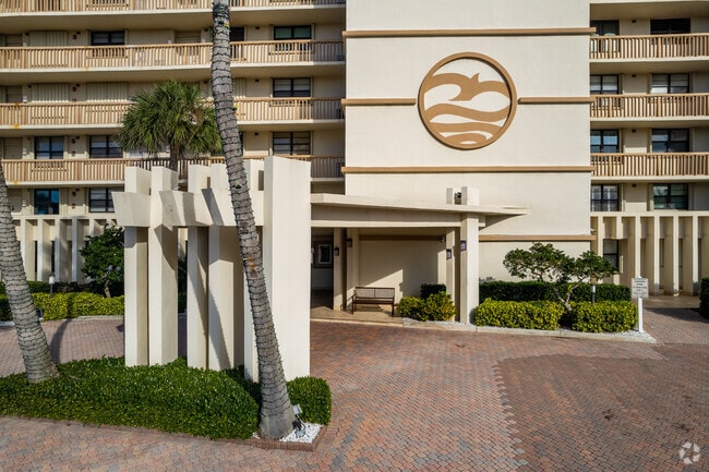 Building Photo - Tower at Juno Beach