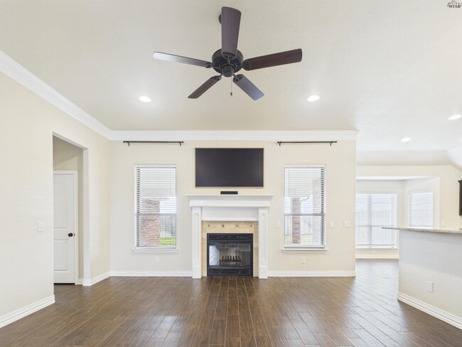 Building Photo - 4806 Falcon Crest Blvd