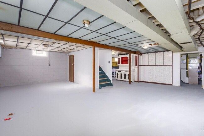 Building Photo - 11156 Outer Dr