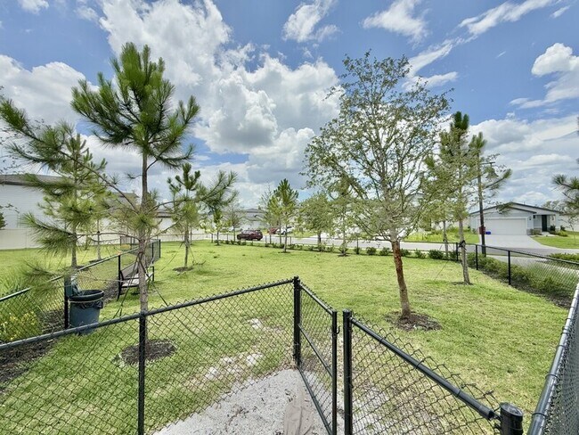 Building Photo - 3521 Great Pk Ct