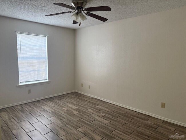 Building Photo - 15 N 24th St