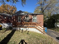Building Photo - Charming 2-Bedroom Home for Rent in Jennings, MO