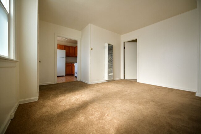 Building Photo - 1p705 - 2721 CA Street