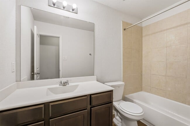 Building Photo - 5758 Manning Crk Trl