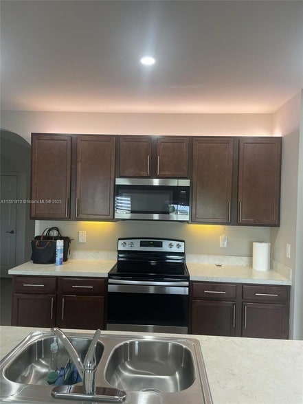 Building Photo - 10817 Marble Brook Blvd