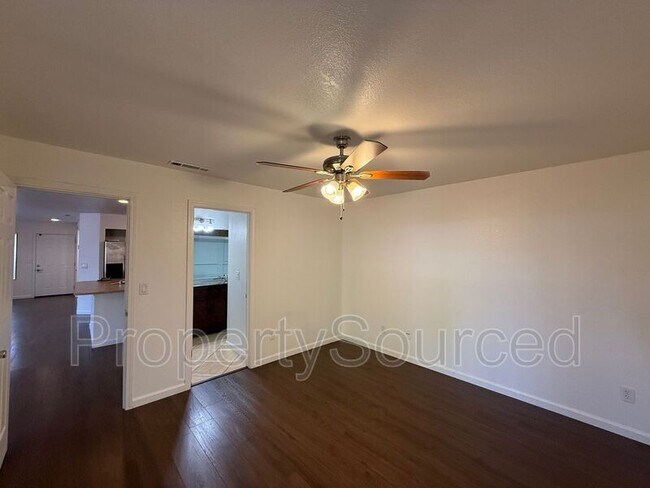 Building Photo - 1633 Porter Way