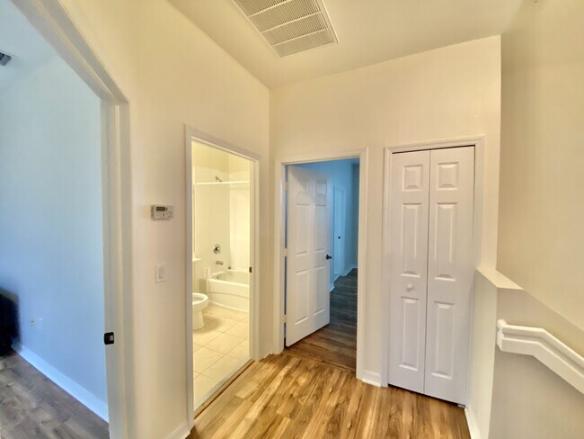 Building Photo - 7472 Bristol Cir