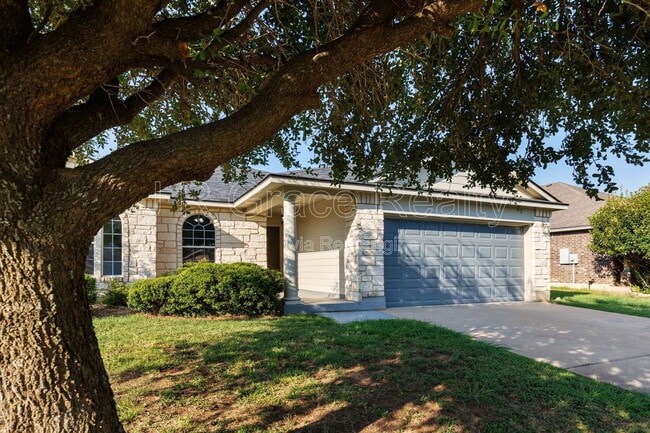Building Photo - 10017 Barton Creek Dr
