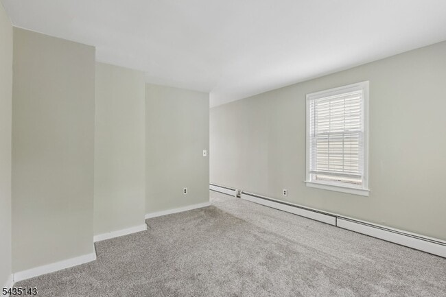 Building Photo - 25 Atno Ave