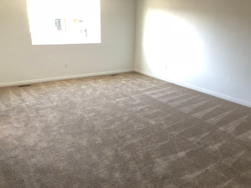 Building Photo - 149 E 460 N