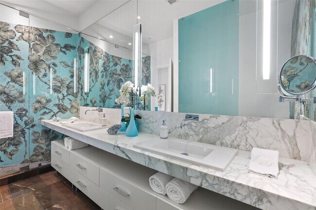 Building Photo - 2001 Meridian Ave