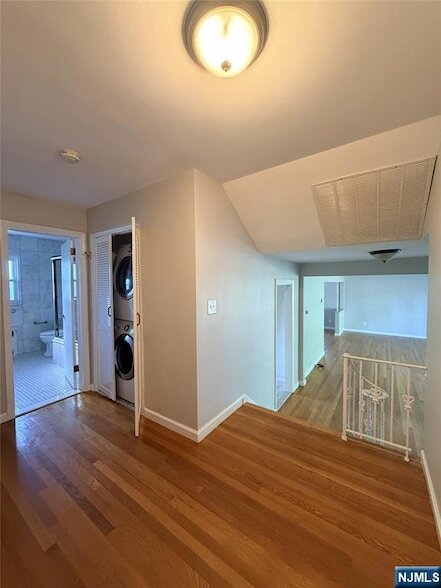 Building Photo - 1069 Palisade Ave