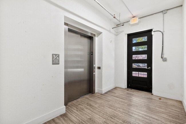 Building Photo - 15875 Spectrum Dr