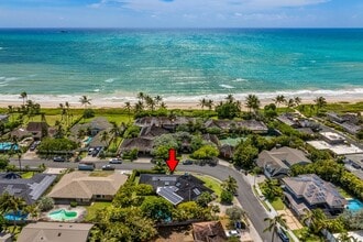 Building Photo - Private Beach Access, Pool, AC, Kailuana Loop