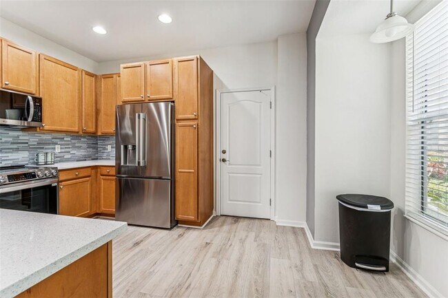 Building Photo - 10659 Whittington Ct