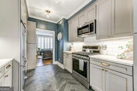 Building Photo - 28 Collier Rd NW