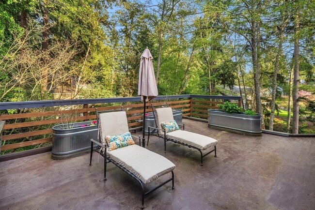 Building Photo - 7215 175th St SW