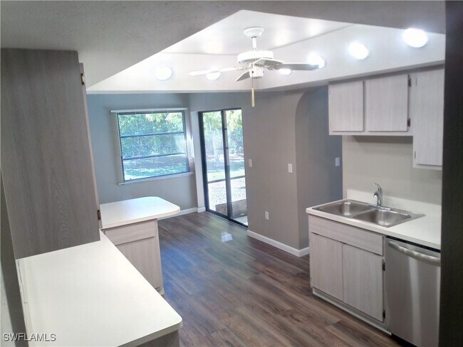 Building Photo - 3741 Citrus St