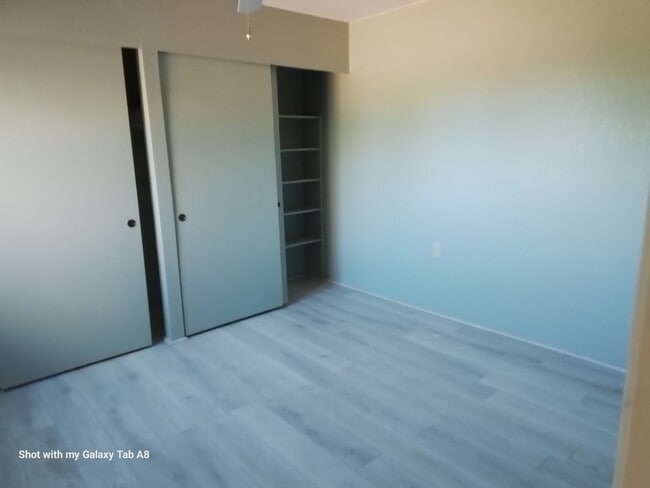 Building Photo - Unfurnished end unit townhome  55 and older community