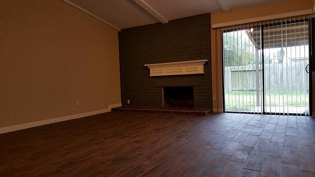 Building Photo - 15311 Camino Del Sol Dr