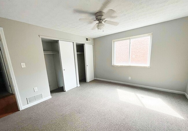 Building Photo - 525 Lowell Ave