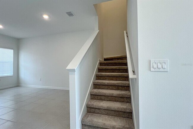 Building Photo - 2607 Skyline Lp