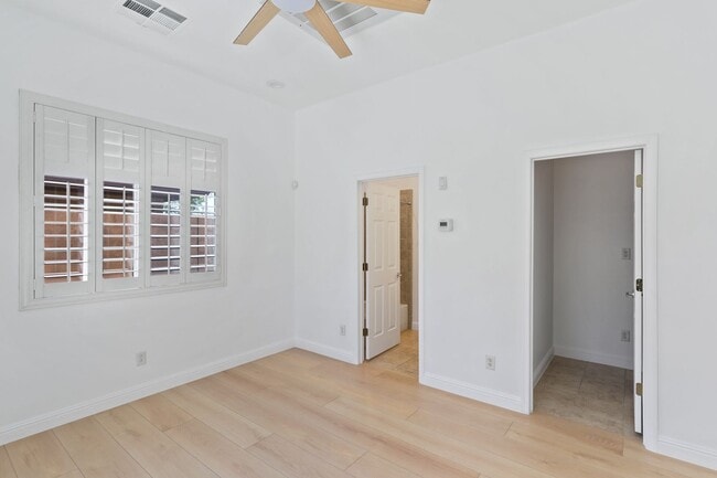 Building Photo - Anthem Country Club Beauty Single Story with Casita