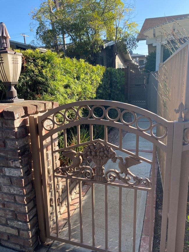 Building Photo - 4139 Jackson