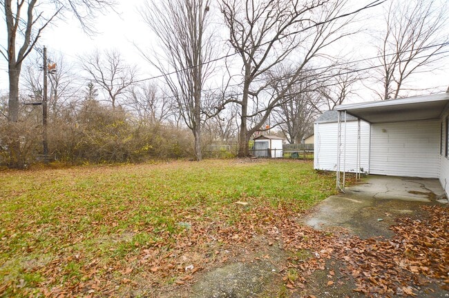 Building Photo - 6262 E 24th St