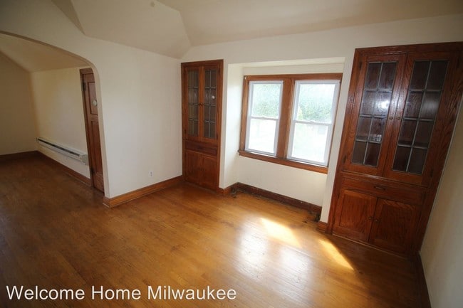 Building Photo - 4703 N 39th St