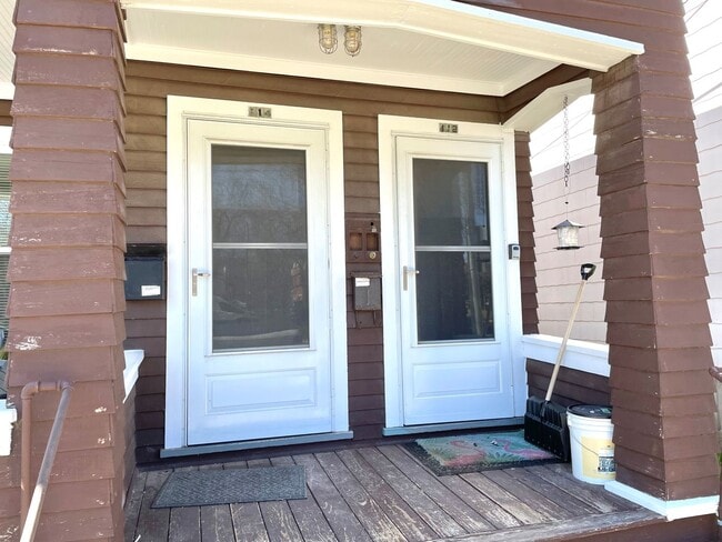 Building Photo - 112-114 Proudfit Street