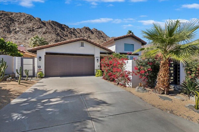 Building Photo - 52273 Avenida Madero