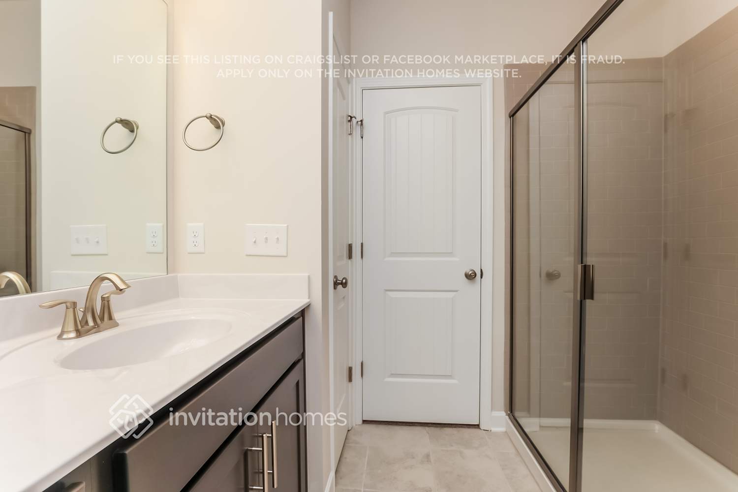 Building Photo - 121 Fister Dr