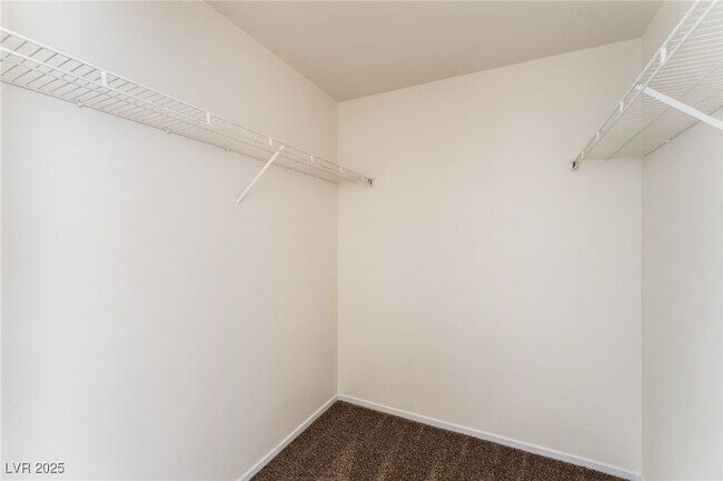 Building Photo - 5710 E Tropicana Ave