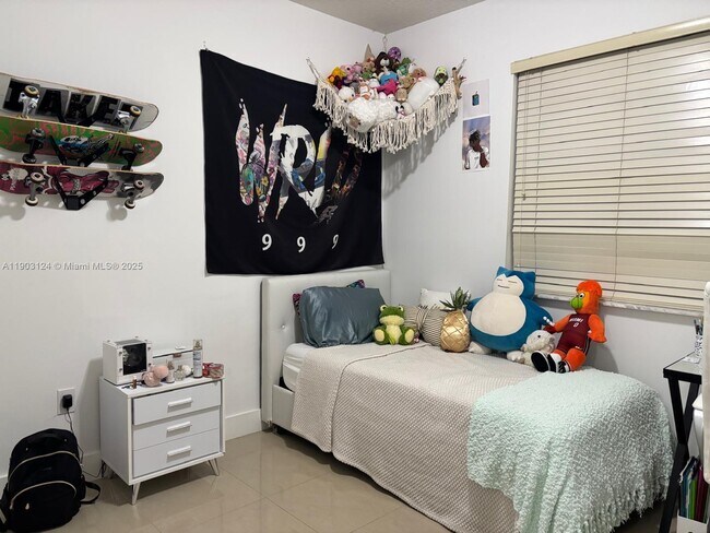 Building Photo - 11411 NW 60th St