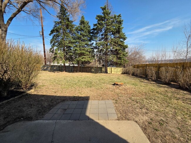 Building Photo - 3 bed, 2 bath, 1 car garage, fenced backyard, newly remodeled!