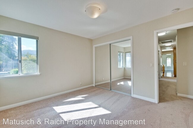 Building Photo - 3 br, 2 bath House - 14896 Heather Drive